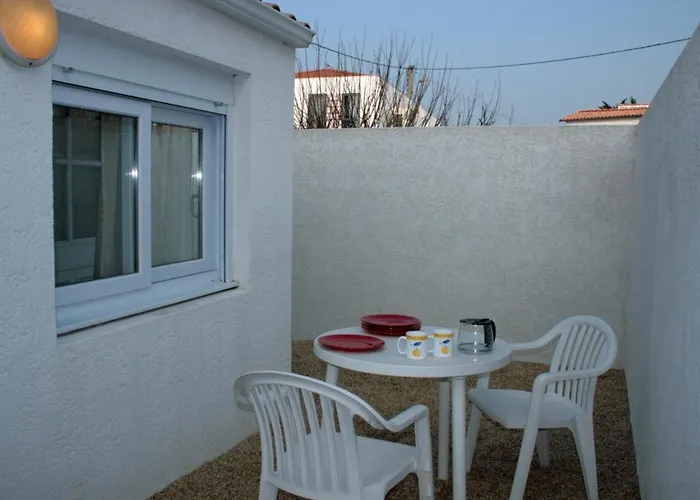 Maison Rénovée, Proche Et Commerces, Parking, Jardin Privé - Fr-1-22-221 * La Tranche-sur-Mer