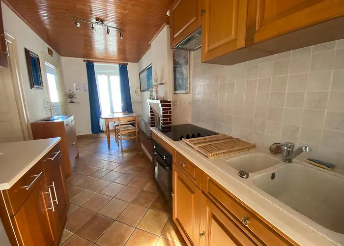 Maison Rénovée, Proche Et Commerces, Parking, Jardin Privé - Fr-1-22-221 * La Tranche-sur-Mer